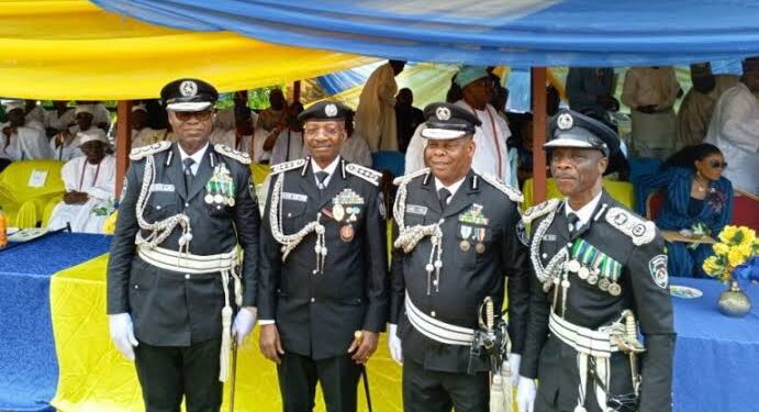 Police pull out DIG, 2 AIGs from service