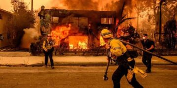Death toll hits 10 as Los Angeles wildfires destroy thousands of homes