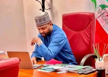 Police launch investigation as Sen. Lawal escapes assassination attempt