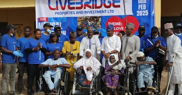 Livebridge Properties Spreads Love To IDPs In Abuja With Medical Aid, Others