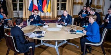 Paris hosts emergency summit on Ukraine war