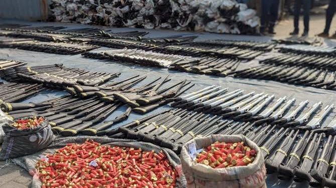 Customs hands over 3,897 rifles, cartridges to arms control centre