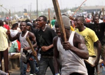 Tension as political thugs invade Osun council secretariat