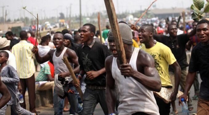 Tension as political thugs invade Osun council secretariat