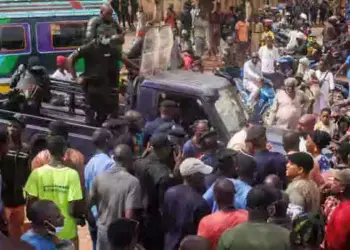 Mali’s Military Government Dissolves Political Parties Amidst Opposition Crackdown