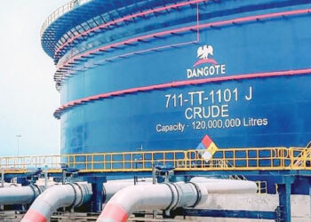Dangote Refinery Slashes Petrol Gantry Price To N825 Per Litre