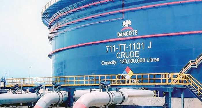 Dangote Refinery Slashes Petrol Gantry Price To N825 Per Litre