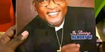 Tears As Popular Kaduna Preacher, Rev. Azzaman, Laid To Rest