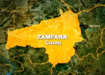Lawmaker Disburses ₦15.2 million Scholarship to Zamfara Students