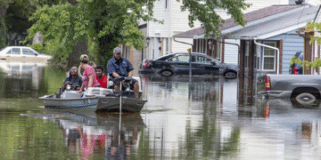 Flood Kills 27, Over 27 Girls Missing in Texas