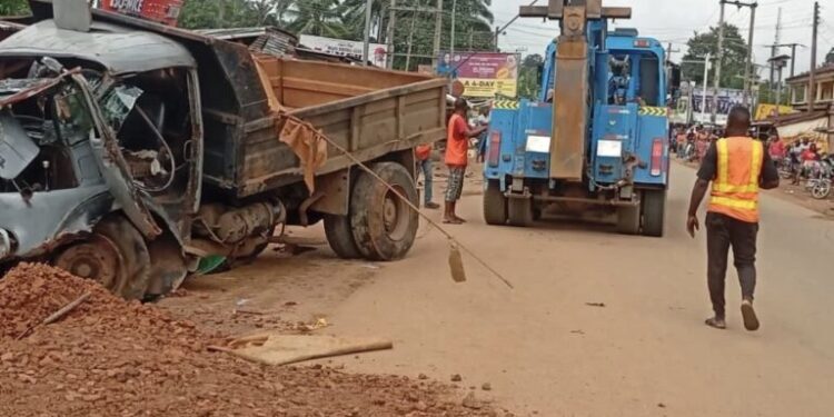 Five Passengers Die, Others Injured as Truck Overrun Vehicles, Pedestrians in Anambra