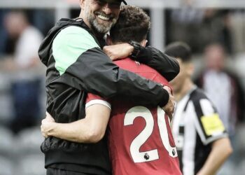 Jürgen Klopp Pays Emotional Tribute To Late Footballer Diogo, Brother