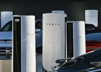 Tesla Reports 16% Profit Drop to $1.2 bn on Lower Auto Sales