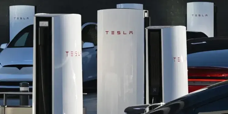 Tesla Reports 16% Profit Drop to $1.2 bn on Lower Auto Sales