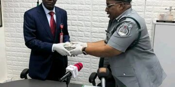 EFCC Commences Investigation of Suspect for Undeclared $59,000 At Lagos Airport