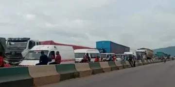 Abuja-Lokoja Highway Gridlock: FRSC Express Frustration Over Motorists’ Impatience