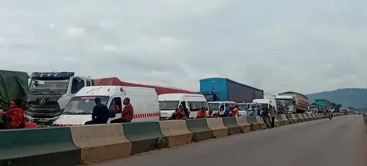 Abuja-Lokoja Highway Gridlock: FRSC Express Frustration Over Motorists’ Impatience