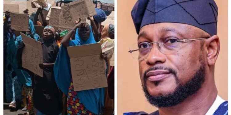 Jimrawa resident of Kaura Namoda LG Protest In Gusau, Accuse Gov Lawal of 2-Year Neglect