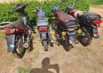 Kaduna Police Command Arrested 2 Notorious Gun Runners, Recovered 4  Locally Made Rifles, 4  Locally Made Pistols, 4 Motorcycles