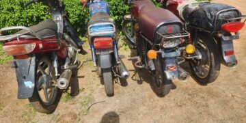 Kaduna Police Command Arrested 2 Notorious Gun Runners, Recovered 4  Locally Made Rifles, 4  Locally Made Pistols, 4 Motorcycles
