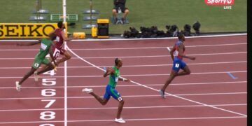 Ezekiel Breaks 400mH Record, Misses Medal At Worlds