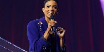 Australia’s Top Court Upholds Visa Ban on US Commentator Candace Owens