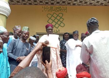 Taraba Monarch Urges Stronger Collaboration Between Security Agencies, Vigilante, and Hunters