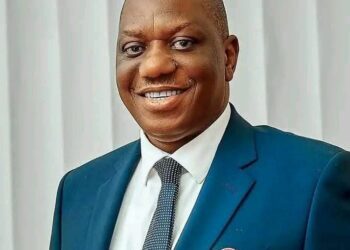 Senator Katung Dumps PDP For APC After 25 Years