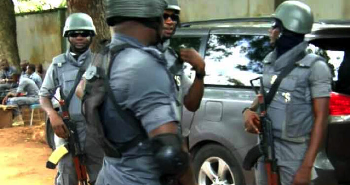 Customs Mandate Drug Test For Officers