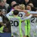 Man City Smash Palace To Fire Title Warning, Villa Extend Winning Run