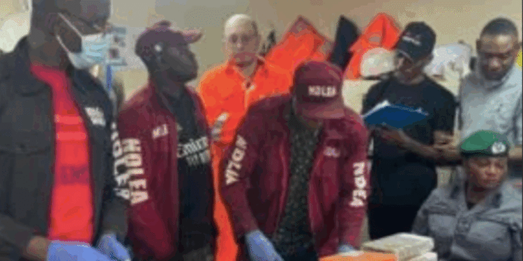 Cocaine: Customs Intercepts 25.5kg of Coke From Brazilian Ship