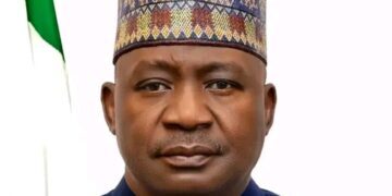 Defense Minister: “Wetin Musa No Go See for Gate”