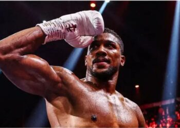 UK Envoy Pays Hospital Visit To Anthony Joshua After Crash