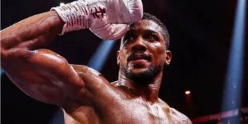 UK Envoy Pays Hospital Visit To Anthony Joshua After Crash