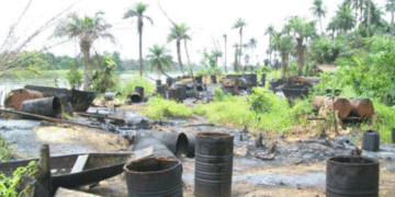 Navy Raids Delta Creeks, Dismantles Five Illegal Refineries