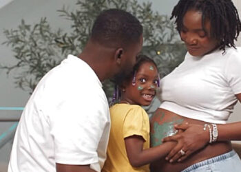 Music Duo Adekunle Gold and Simi Welcome Twin Babies