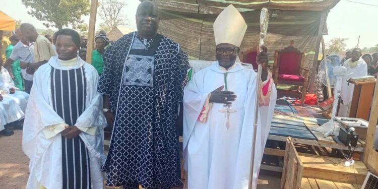 Bishop of Wukari Diocese Blesses Chief Dr. Bulus Maiyaki, Charges The Tiv Community On Support