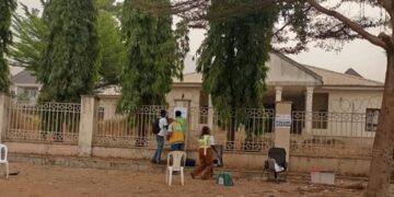 FCT Council Poll: INEC Officials Arrive Early In Dutse, Bwari