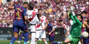 Araujo Heads Barca to Victory Over Rayo Vallecano