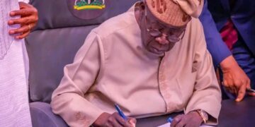 Tinubu Signs N68.32trn 2026 Budget, Extends 2025 Deadline