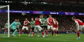 Nervous Arsenal Edge Into Champions League Semis
