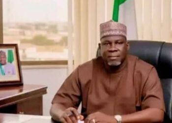 Muntari assures Gwagwalada chairman-elect of support