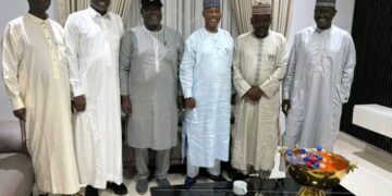 Yobe APC Crisis: G-6 Aspirants Reject ‘Consensus’ Candidate, Pass Vote of No Confidence in Chairman
