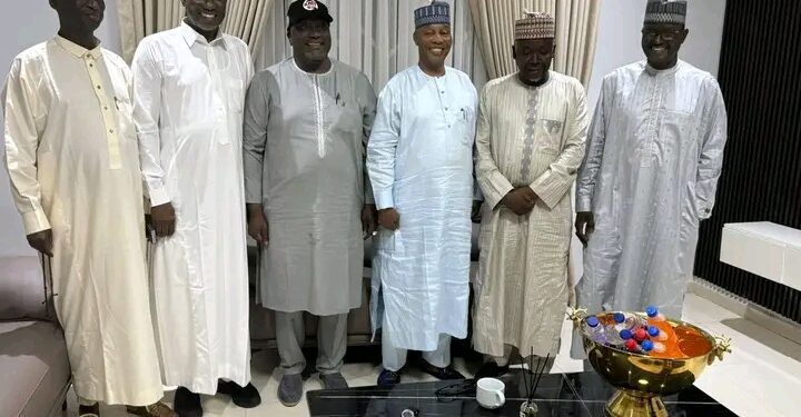 Yobe APC Crisis: G-6 Aspirants Reject ‘Consensus’ Candidate, Pass Vote of No Confidence in Chairman