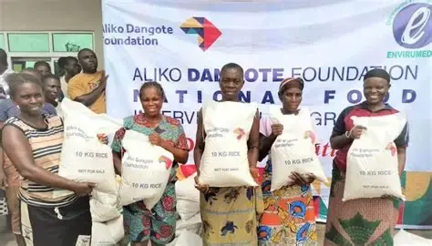 Dangote Foundation Distributes 25,000 Bags of Rice to Vulnerable Households in Niger