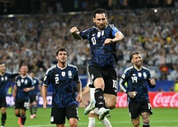Messi Strikes Off Bench as Argentina Issue Cape Verde Knockout Warning