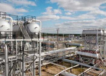 Nigeria Awards 37 Oil Blocks to 31 Firms in Historic Bid Round