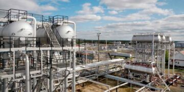 Nigeria Awards 37 Oil Blocks to 31 Firms in Historic Bid Round