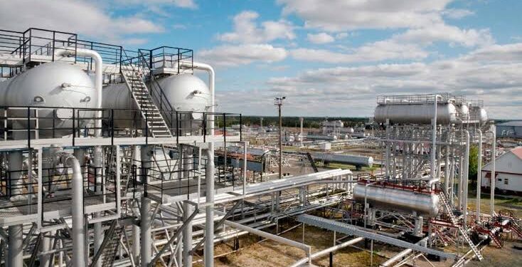 Nigeria Awards 37 Oil Blocks to 31 Firms in Historic Bid Round