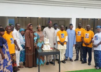 APC Chairman Donates ₦25m to Orphans, Widows on 58th Birthday
